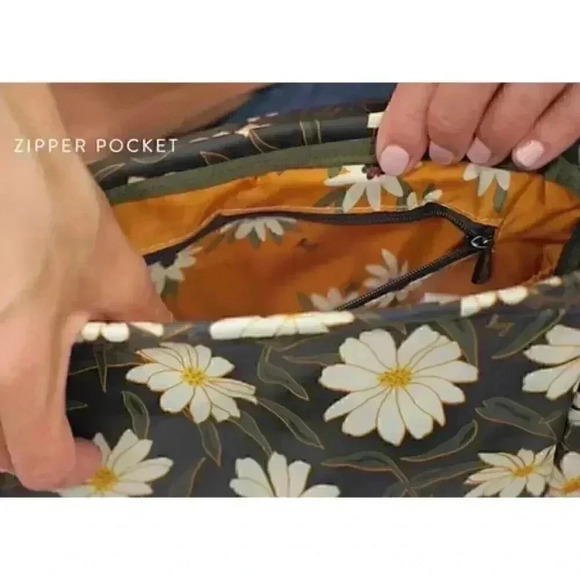 LUG 'Harness' Crossbody / Shoulder Bag - Raspberry - Picture 13 of 16